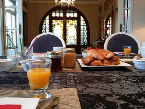 Bed & Breakfast Le Castel Guesthouse