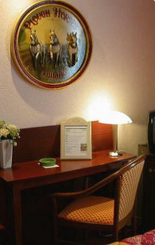 Hotel Aerotel Versailles Saint Cyr - L'�tape Du Silence