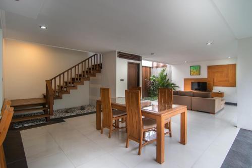 Hotel Delu Villas & Suite