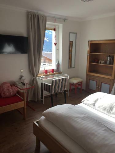 Hostal Landgasthof Lenzer