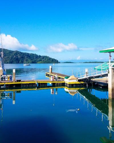 Hotel Banana Bay Marina