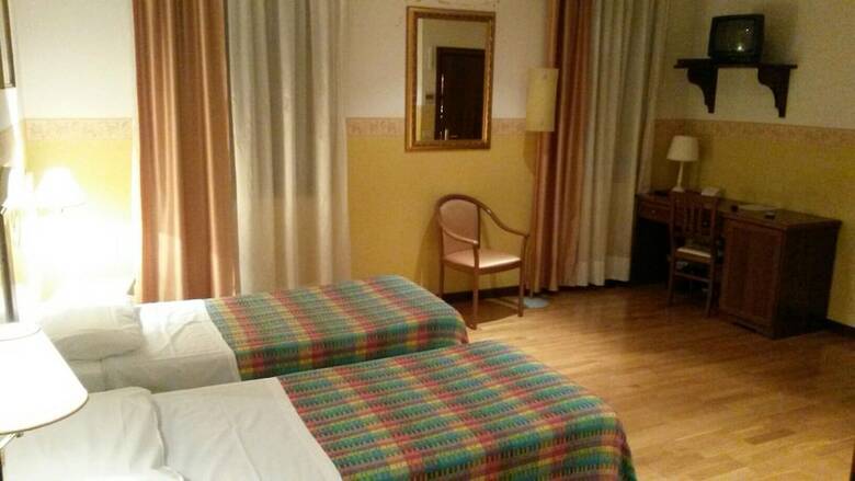 Hotel Albergo Ristorante Flora