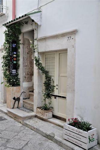 Hostal L'angolo Di Gaud� -b&b Diffuso- Casa Mil�