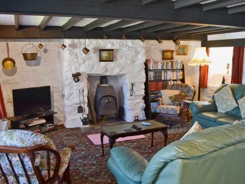 Porth Colmon Farmhouse