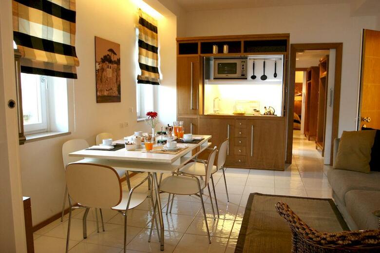 Hotel Rota Suites