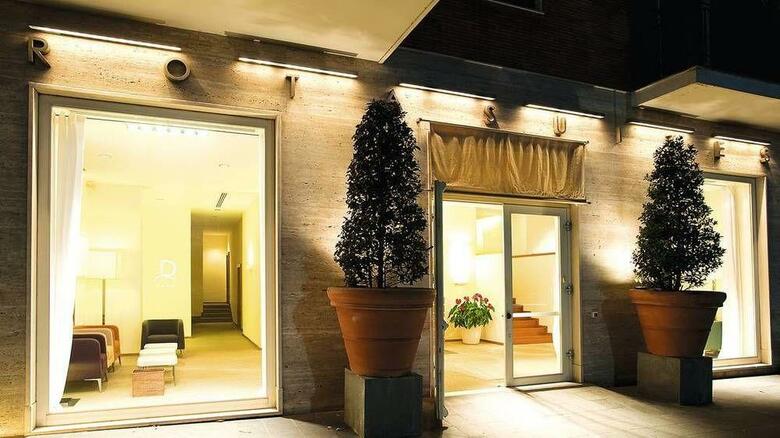Hotel Rota Suites