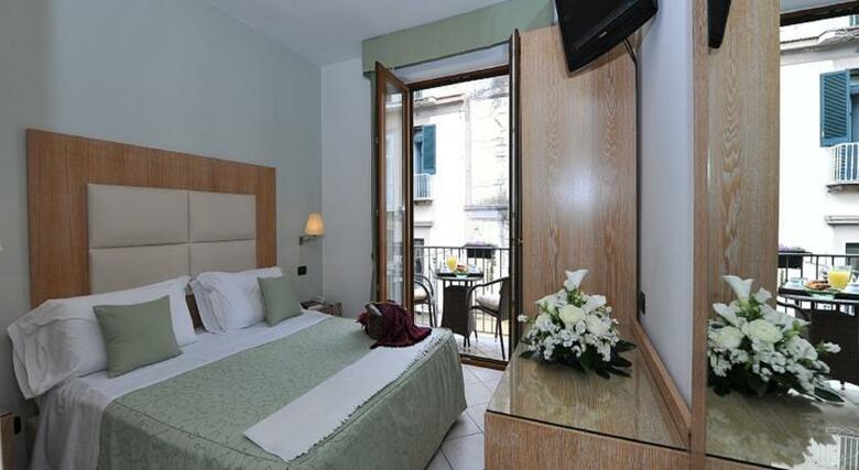 Hotel Sorrento City