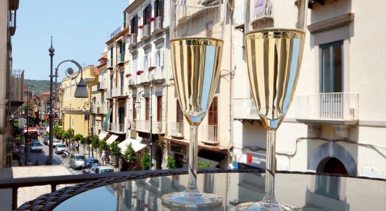 Hotel Sorrento City