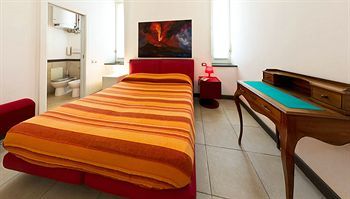 Bed & Breakfast Caracciolo 10