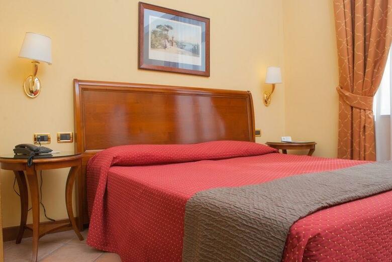 Le Chemin�e Business Hotel
