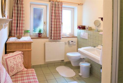 Hostal Alpengruss Apartment - Zimmer