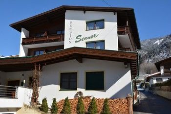 Hostal Pension Senner