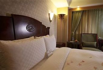 Royal Palace Hotel