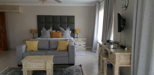 Hostal Africa Regent Guest House