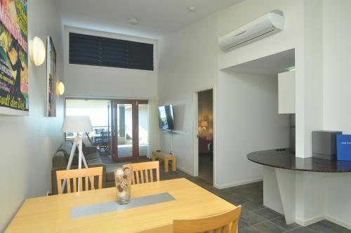 Lennox Point Holiday Apartments