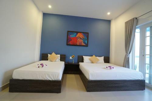 Golden Dragon Hotel