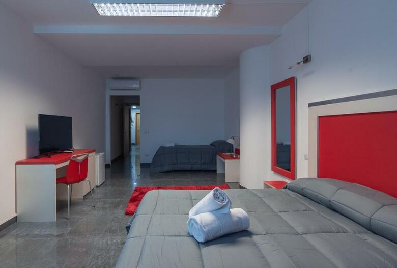 Hostal Delta Dream Centro Soggiorno Studi