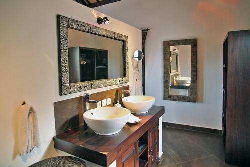 Hotel Puri Mangga Sea View Resort And Spa