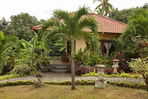 Hotel Puri Mangga Sea View Resort And Spa
