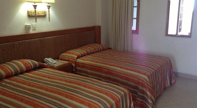 Hotel Tropicana