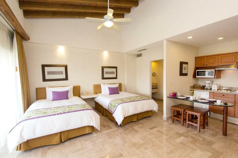 Hotel Velas Vallarta Suite Resort