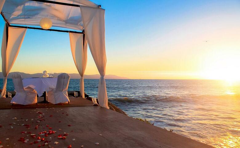 Hotel Velas Vallarta Suite Resort