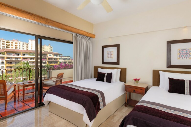 Hotel Velas Vallarta Suite Resort