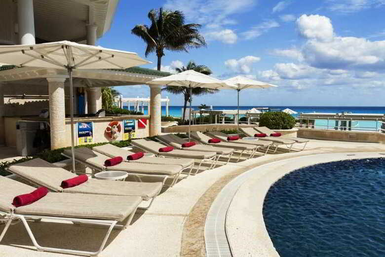 Hotel Sandos Cancun Luxury Experience