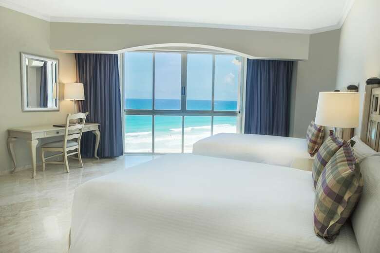 Hotel Sandos Cancun Luxury Experience