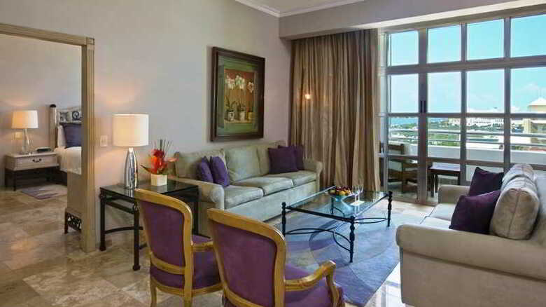 Hotel Sandos Cancun Luxury Experience