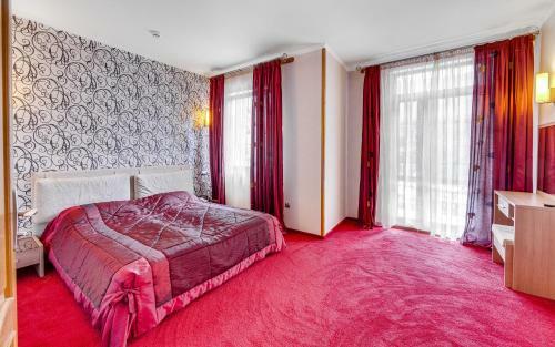 Shelter Hotel