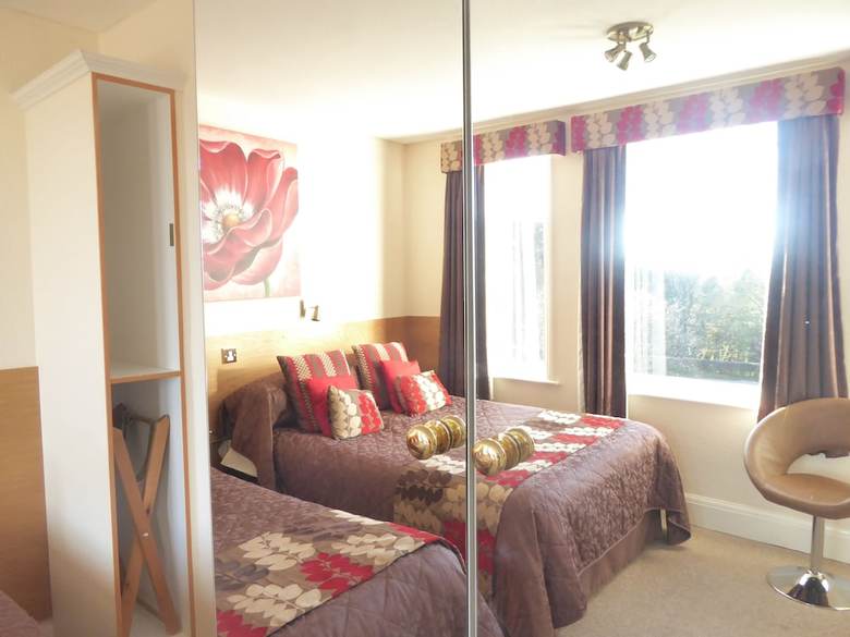 Park Manor Hotel