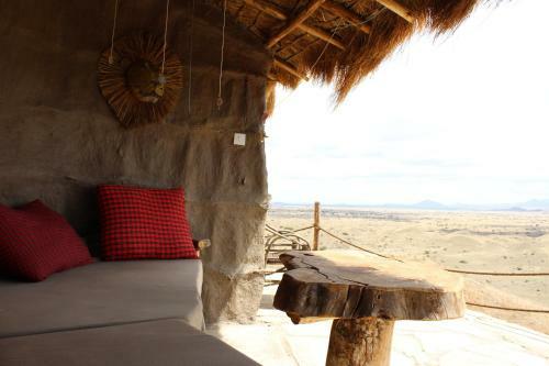 Original Maasai Lodge ? Africa Amini Life