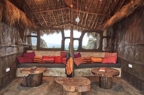 Original Maasai Lodge ? Africa Amini Life