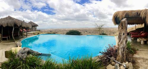Original Maasai Lodge ? Africa Amini Life