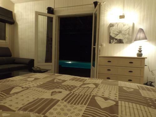 Bed & Breakfast Gite Les Bois 1