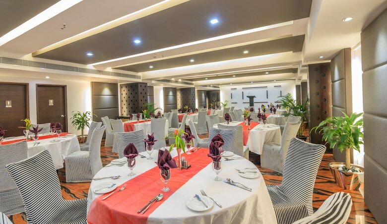 Hotel Long Beach Suites Dhaka