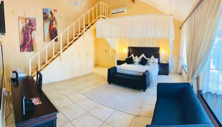 Hostal La Barune Guest House