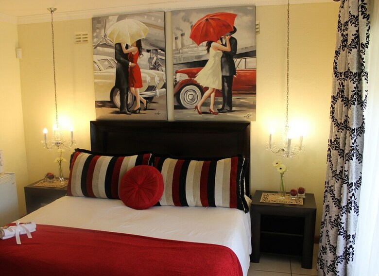 Hostal La Barune Guest House