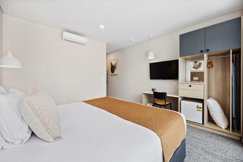 Hotel Regal Park Motor Inn