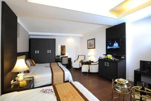 New Era Hotel