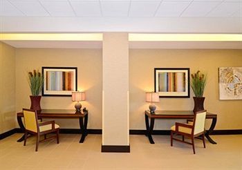Hotel Comfort Inn & Suites Fort Campbell