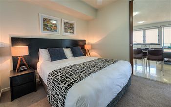 Aparthotel Oshen Apartments Yeppoon