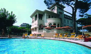 Hotel De La Ville
