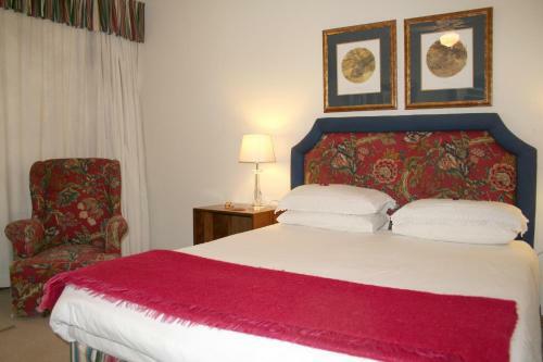 Hostal Riverbend Country House