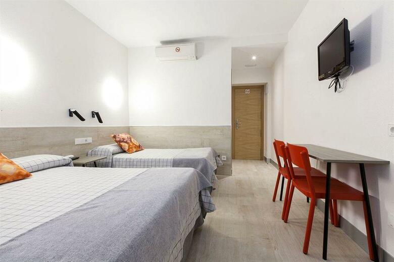 Hostal Castilla II Puerta Del Sol