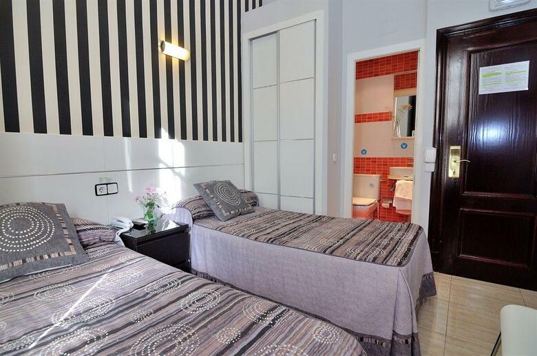Hostal Castilla II Puerta Del Sol
