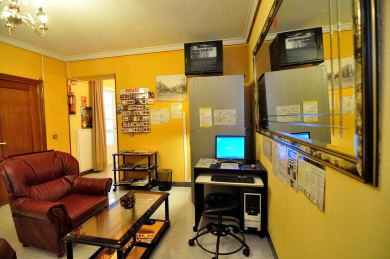 Hostal Castilla II Puerta Del Sol