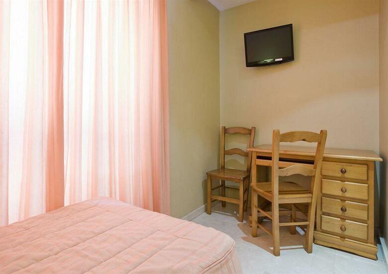 Hostal Castilla II Puerta Del Sol