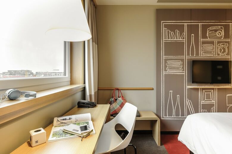 Hotel Ibis Orleans Centre Gare